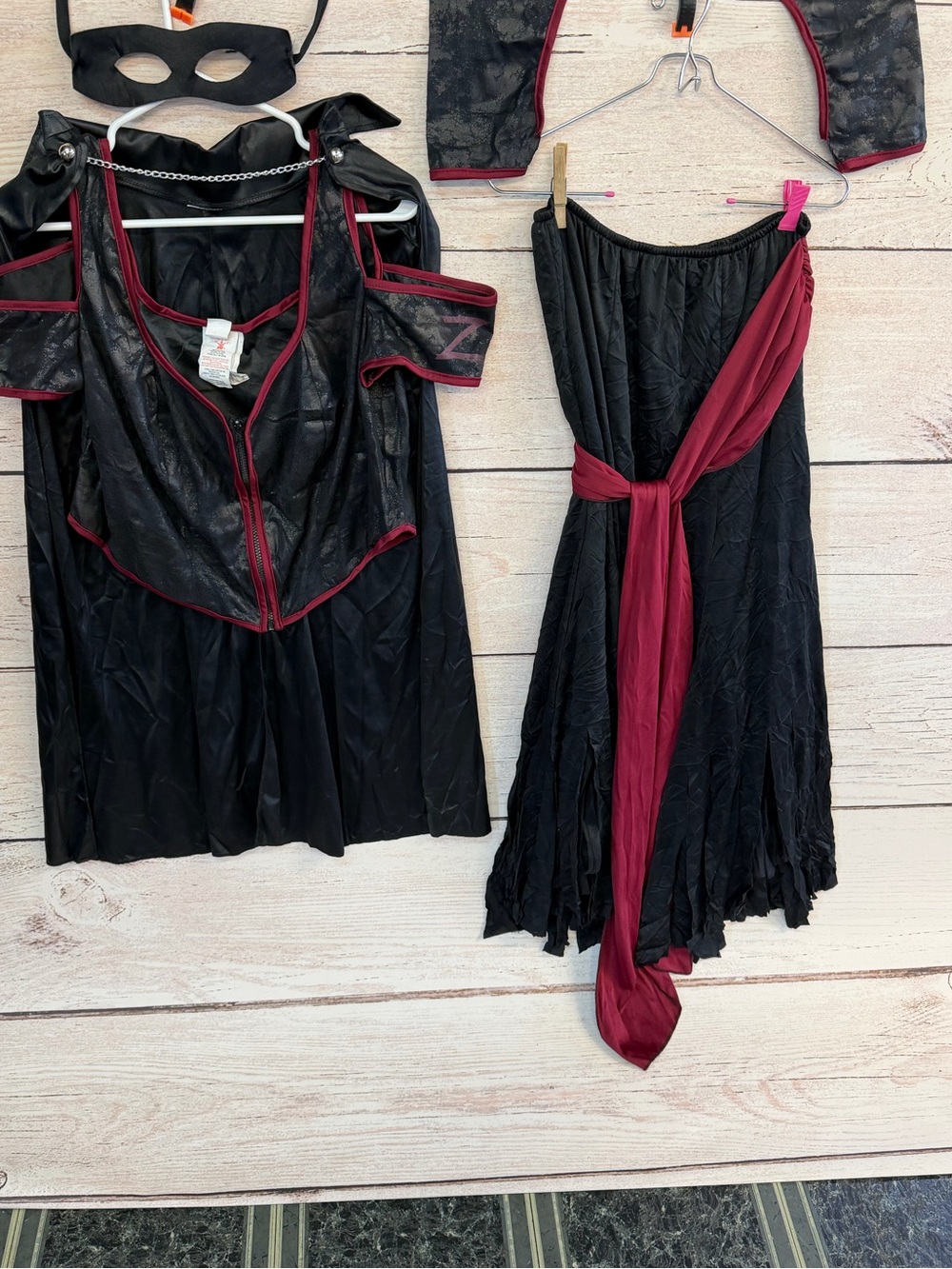 Rubie's Black and Burgundy Zorro Costume Set